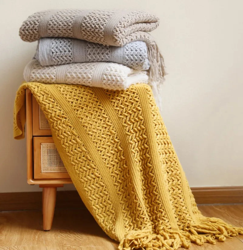 Throw Blanket with Tassels