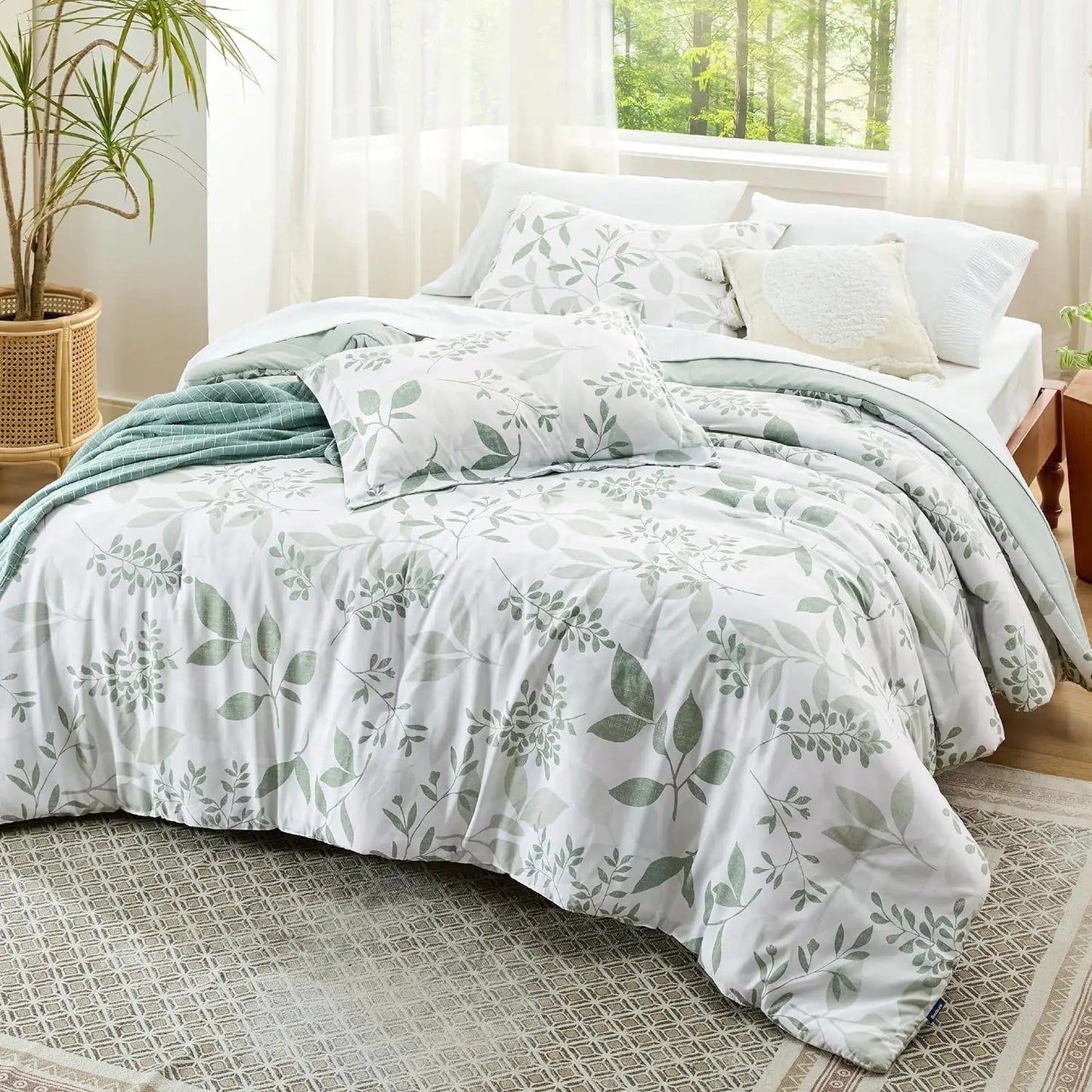 Bedsure Comforter Set *3Pcs - Botanical Pattern