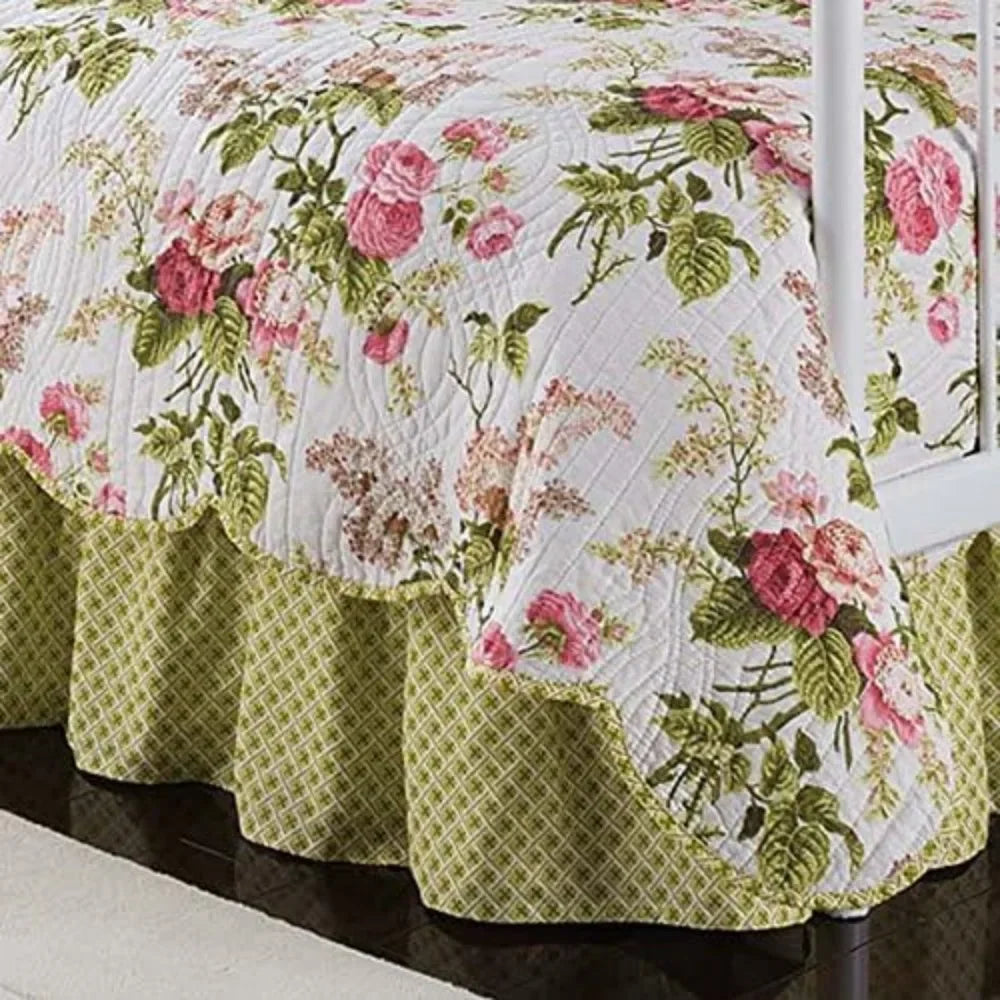 Emma Gardens Floral 4-Piece Reversible Comforter